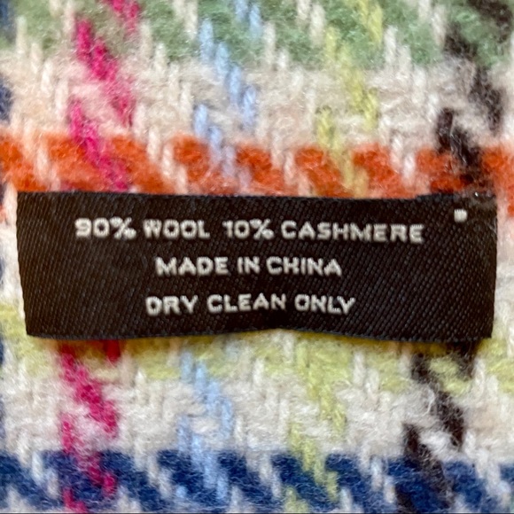 Coach Scarf - Picture 4 of 5